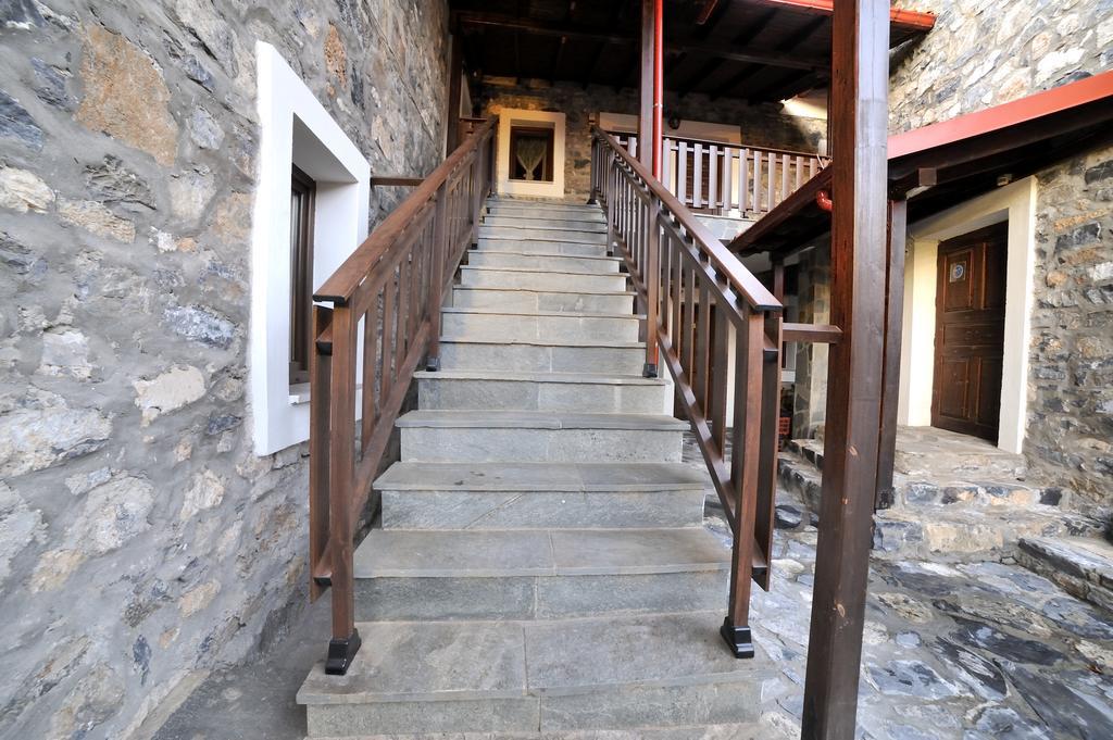 Guesthouse Papastoikou Палайос-Агиос-Атанасиос Экстерьер фото